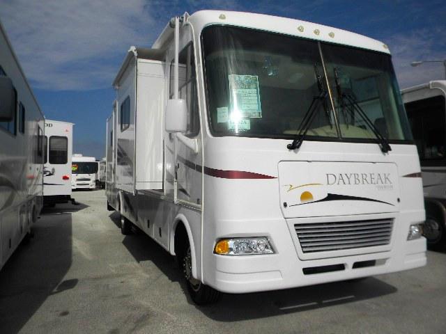 Used 2007 Damon DayBreak 3135 Class A - Gas For Sale